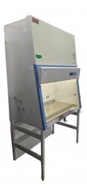 Thermo Scientific 4' Class II Type A2 Biosafety Cabinet Model 1385.  